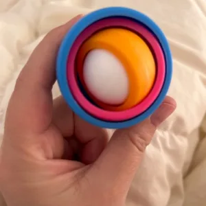 Erhielt Unendlicher Flip Ball Finger Zappel-Spinner von Kunden M****l.